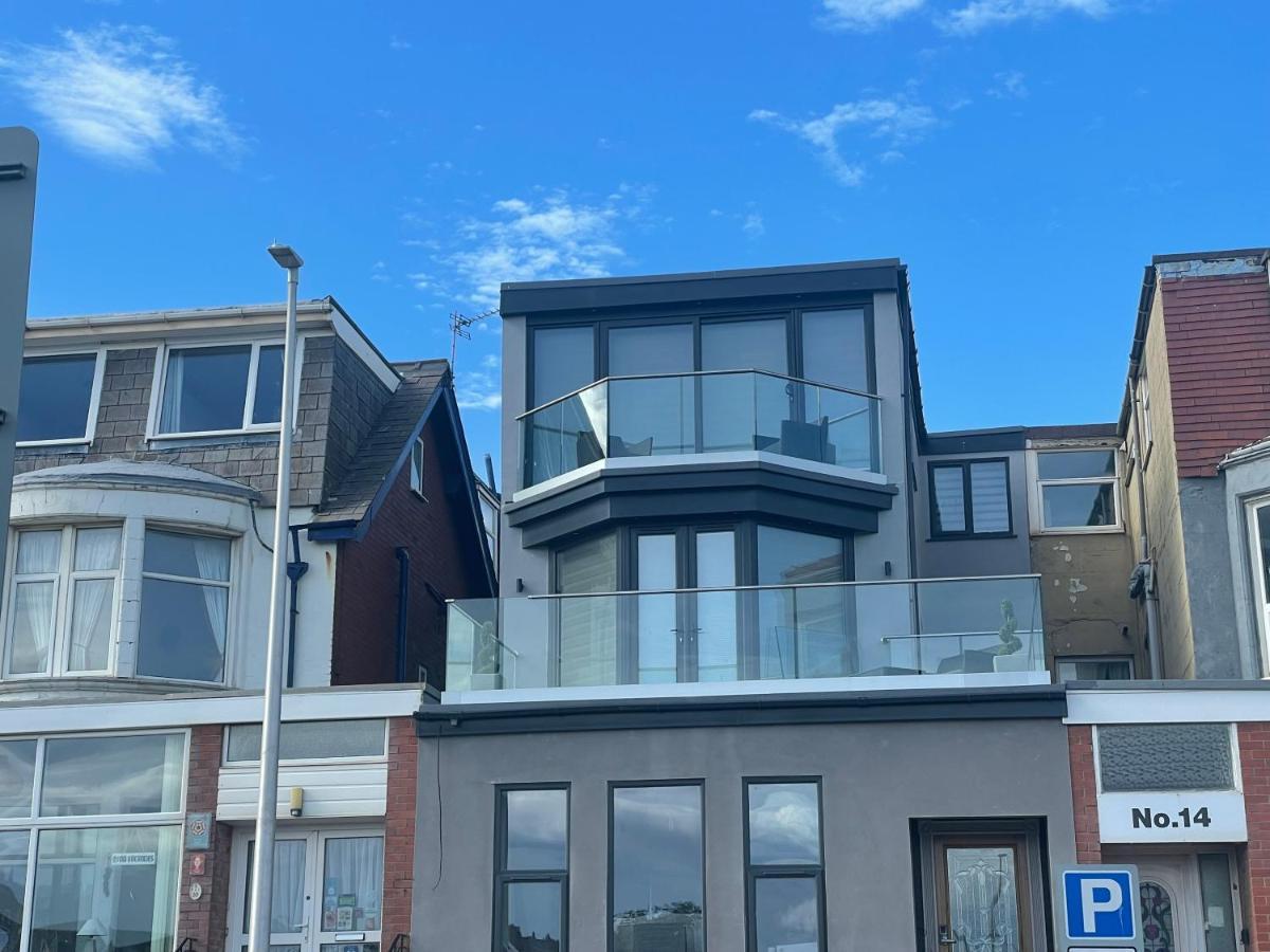 Willshaw Suites For Families Over 25 Only Blackpool Exterior photo